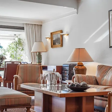 Appt Standing Parking Prive- Piscine 10 Min Croisette Apartmán *