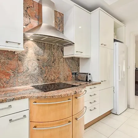 Apartmán Appt Standing Parking Prive- Piscine 10 Min Croisette